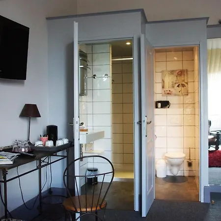 Bed & Breakfast Les Remparts De La Bastide Castillonnes