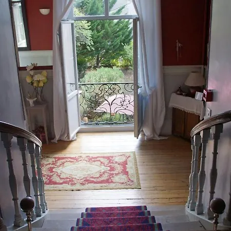 Bed & Breakfast Les Remparts De La Bastide 2*