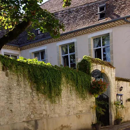 Les Remparts De La Bastide