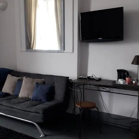 Bed & Breakfast Les Remparts De La Bastide 2*